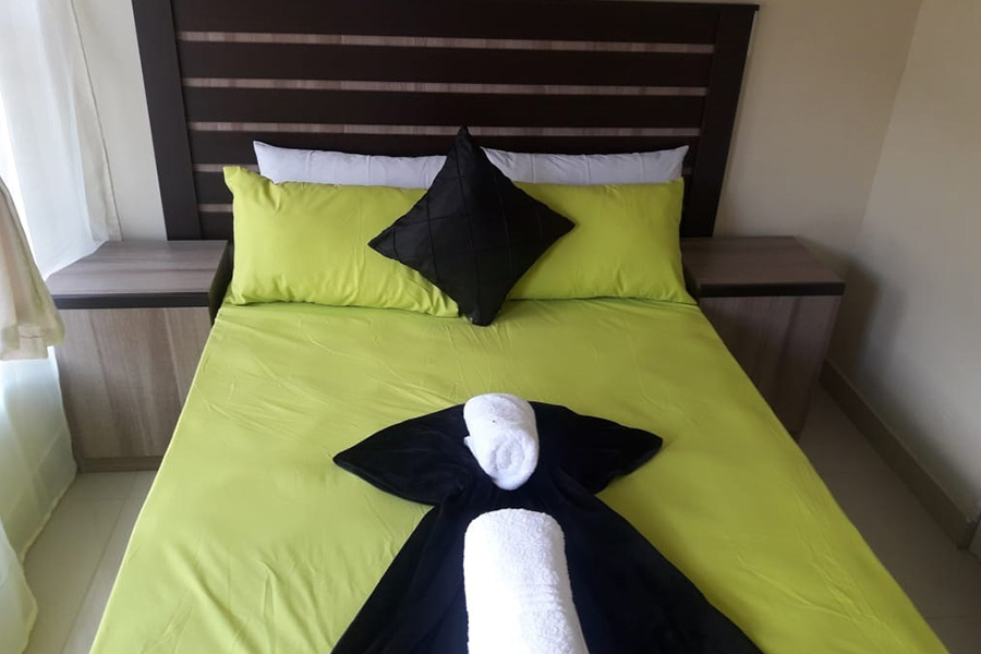 @7 Guest House Room5